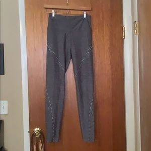 Victoria Secrets Pink workout leggings!